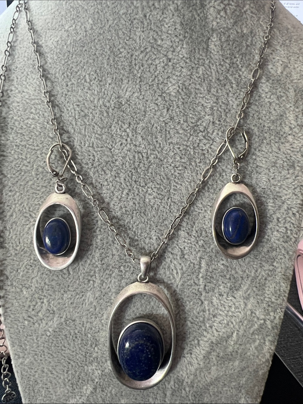 Silver Lapis Oval Pendant Necklace and earrings - Navy Blue